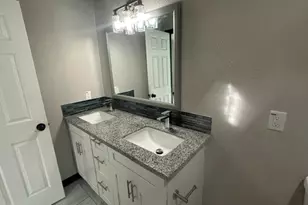 8433 Lenore St, Houston, TX 77017 - Photo 14