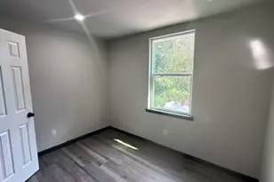 8433 Lenore St, Houston, TX 77017 - Photo 8
