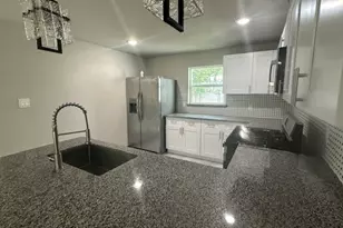 8433 Lenore St, Houston, TX 77017 - Photo 22