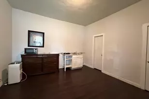 1211 W Park Ave, Orange, TX 77630 - Photo 4