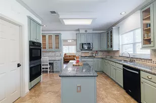 1520 Lakefield Dr, Sealy, TX 77474 - Photo 14