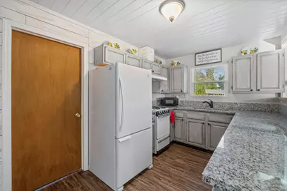 219 Lakeshore N, Onalaska, TX 77360 - Photo 10