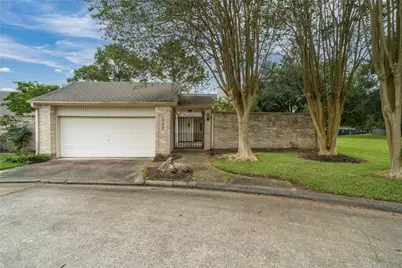 1702 Plumbwood Way, Houston, TX 77058 - Photo 1