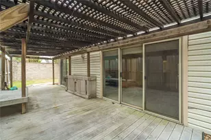 1702 Plumbwood Way, Houston, TX 77058 - Photo 26