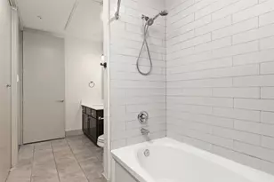 4509 Mt Vernon St, Houston, TX 77006 - Photo 12