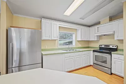 13069 Aspen Way Court, Willis, TX 77318 - Photo 6