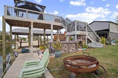 1129 Prides Lane, Port Bolivar, TX 77650 - Photo 4