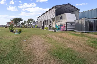 1129 Prides Lane, Port Bolivar, TX 77650 - Photo 6