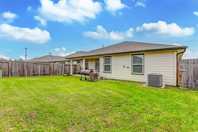 1731 William Scott Street, Baytown, TX 77523 - Photo 34
