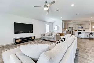 1731 William Scott St, Baytown, TX 77523 - Photo 18