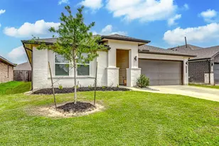 1731 William Scott St, Baytown, TX 77523 - Photo 2