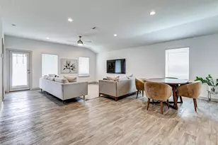 1731 William Scott St, Baytown, TX 77523 - Photo 16