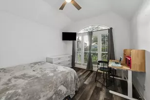 2450 Sullivan Ln, Dickinson, TX 77539 - Photo 12
