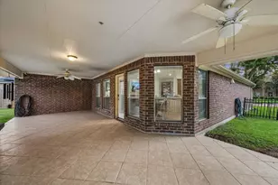 2450 Sullivan Ln, Dickinson, TX 77539 - Photo 16