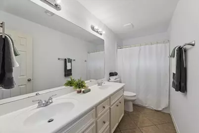 2450 Sullivan Lane, Dickinson, TX 77539 - Photo 14