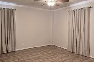 2255 Braeswood Park Dr, Houston, TX 77030 - Photo 16