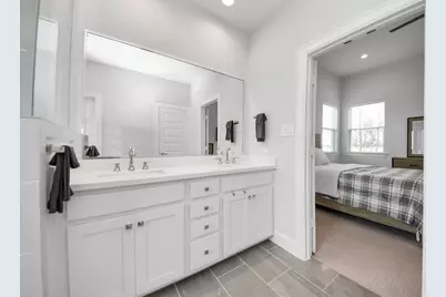 506 W Donovan Street #F, Houston, TX 77091 - Photo 12