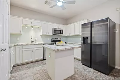 2039 Glencove Drive, Seabrook, TX 77586 - Photo 10