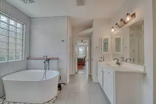 9606 Oakland Lake Way, Missouri City, TX 77459 - Photo 18
