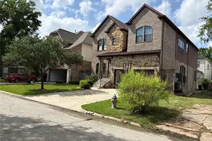 4304 Holt, Bellaire, TX 77401 - Photo 4