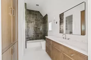 1126 E 7th 1/2 St, Houston, TX 77009 - Photo 24