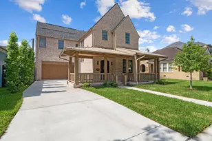 1126 E 7th 1/2 St, Houston, TX 77009 - Photo 2