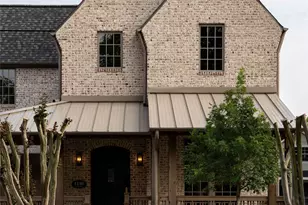 1126 E 7th 1/2 St, Houston, TX 77009 - Photo 2