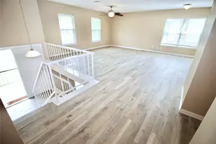 612 E Castle Harbour Dr, Friendswood, TX 77546 - Photo 1