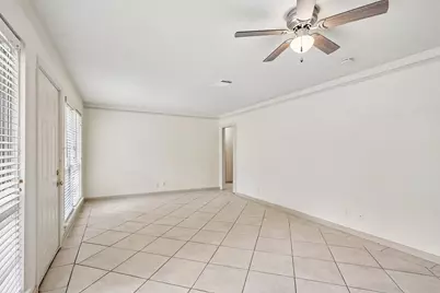 6401 Rowan Lane, Houston, TX 77074 - Photo 2