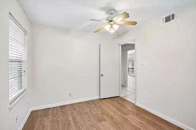 6401 Rowan Lane, Houston, TX 77074 - Photo 14