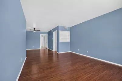 7205 Beechnut Street #D, Houston, TX 77074 - Photo 8