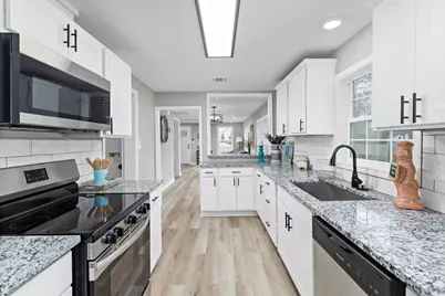 2320 Delaware Street, Beaumont, TX 77703 - Photo 12