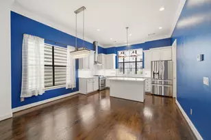 911 W Drew St, Houston, TX 77006 - Photo 14