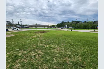 1008 W Main Street, Baytown, TX 77520 - Photo 1