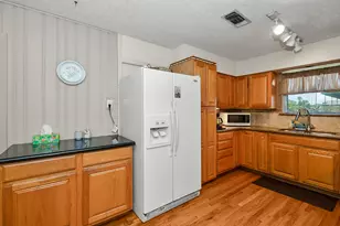 4923 Saxon Dr, Houston, TX 77092 - Photo 8