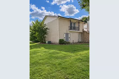 13115 Clarewood Drive, Houston, TX 77072 - Photo 4