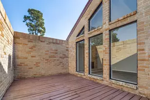 105 Old Bridge Lake, Houston, TX 77069 - Photo 14