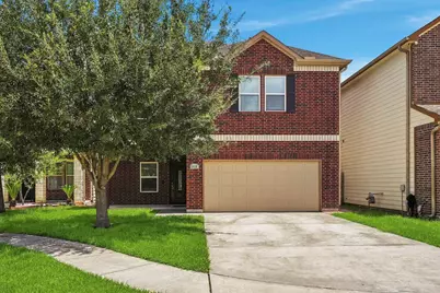 2410 Ranna Court, Sugar Land, TX 77498 - Photo 2