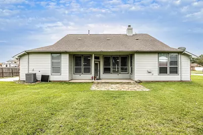 1711 Caroline Avenue, Baytown, TX 77523 - Photo 28