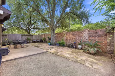 2805 Shadow Woods Court, Houston, TX 77043 - Photo 38