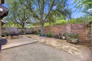 2805 Shadow Woods Ct, Houston, TX 77043 - Photo 38