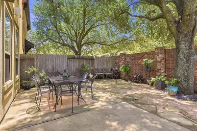 2805 Shadow Woods Court, Houston, TX 77043 - Photo 40