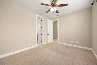 928 W 20th Street #A, Houston, TX 77008 - Photo 6