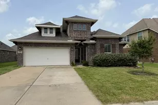 214 San Bernard Dr, Baytown, TX 77523 - Photo 1