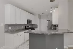 11 Scenic Brook Ct, The Woodlands, TX 77382 - Photo 8