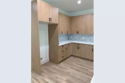 9026 Scott Street, Houston, TX 77051 - Photo 10