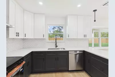 2002 Jones Street, Rosenberg, TX 77471 - Photo 22