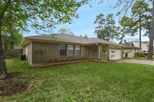 19715 Bambiwoods Ct, Humble, TX 77346 - Photo 2