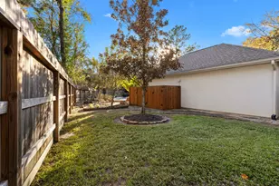 3 Belcarra Pl, The Woodlands, TX 77382 - Photo 36