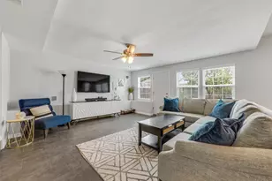 5006 Saxon Dr, Houston, TX 77092 - Photo 14